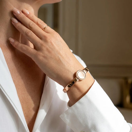 MAYA 01 Biarritz rose gold cuff worn with a white shirt