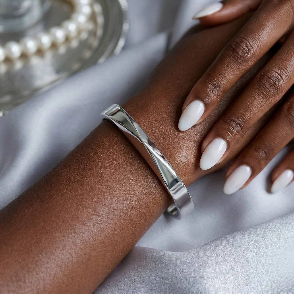 MAYA 01 Mykonos silver cuff on the wrist with satin and pearls